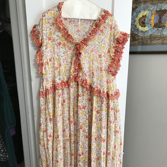 Free People Dresses & Skirts - Free People Cottagcore Button Down Floral Dress w/ Eyelet Lace Trim NWOT Size L